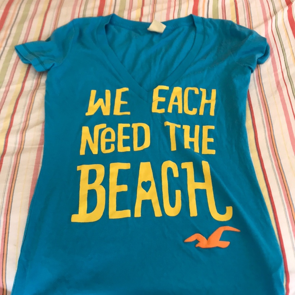NWOT We Each need the beach soft Hollister t-shirt